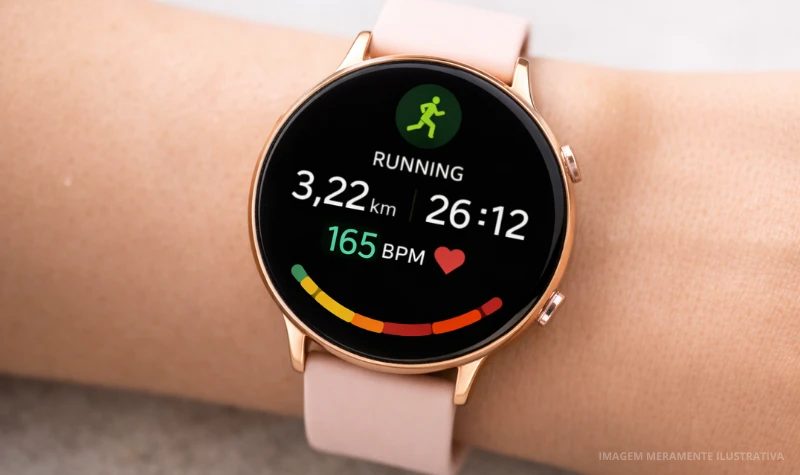 relógio em close com a tela de corrida/atividade ou mostrador simples